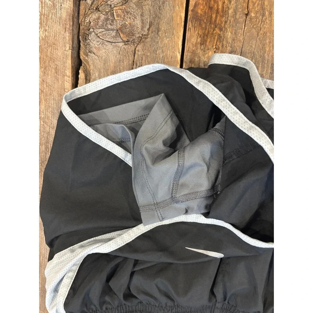 Nike‎ Dri-FIT Women Running Shorts Black Grey Spandex Liner Small